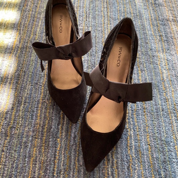Black Suede Bow Heels - Picture 1 of 6